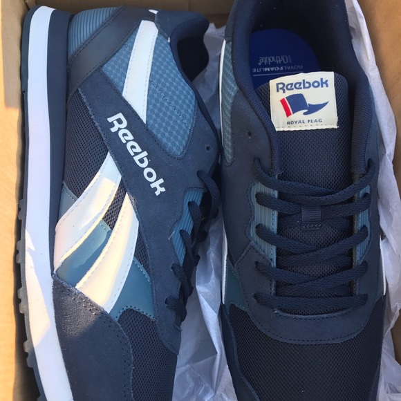 Sneakers, blue Reebok classic - Picture 3 of 8